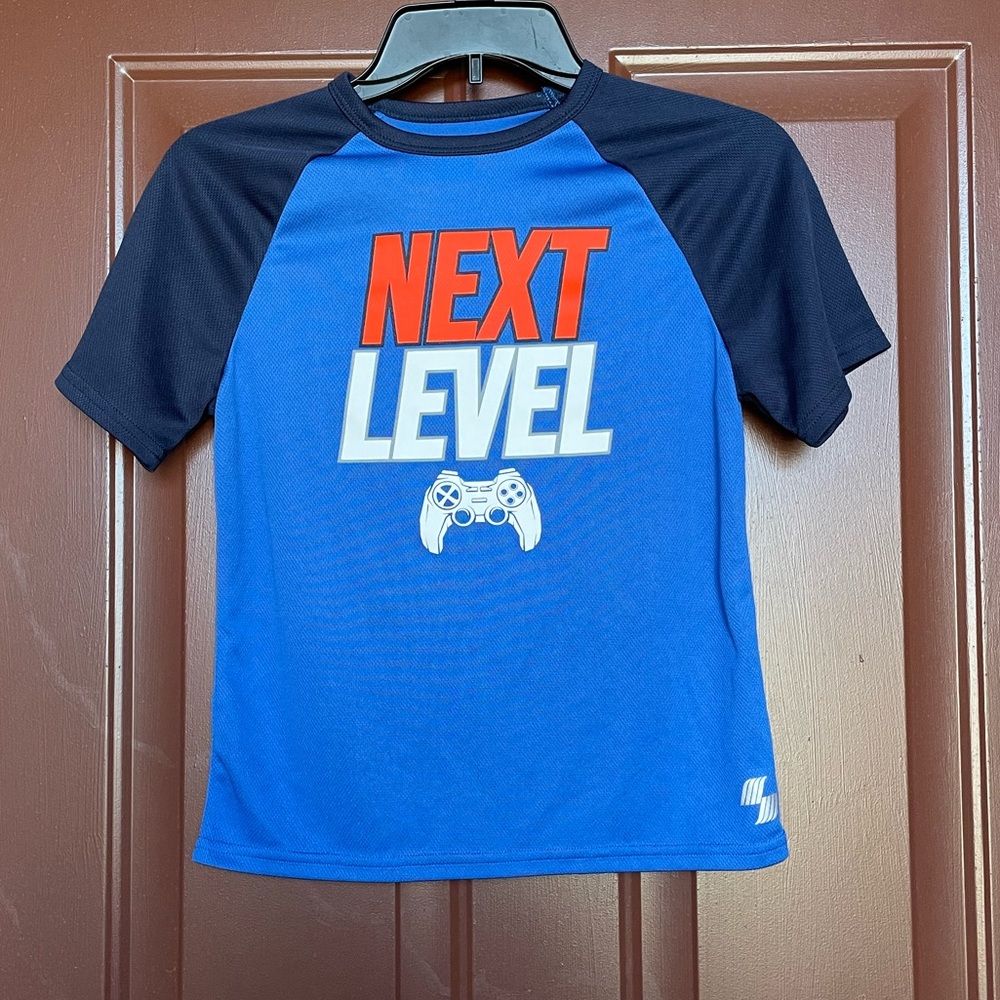Place Sport Boys Athletic Short Sleeve Shirt. Sz M